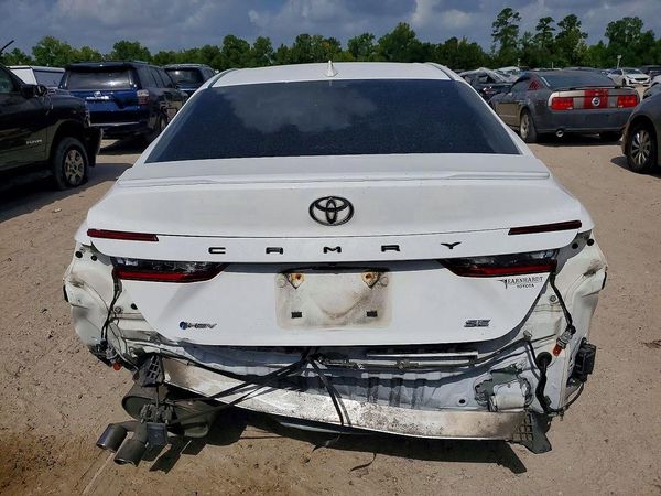 2025 TOYOTA CAMRY
