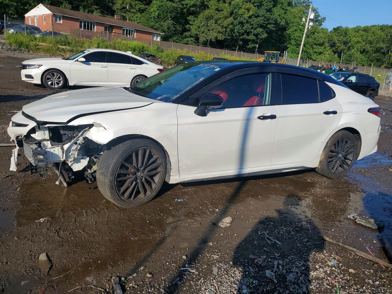 2019 TOYOTA CAMRY XSE