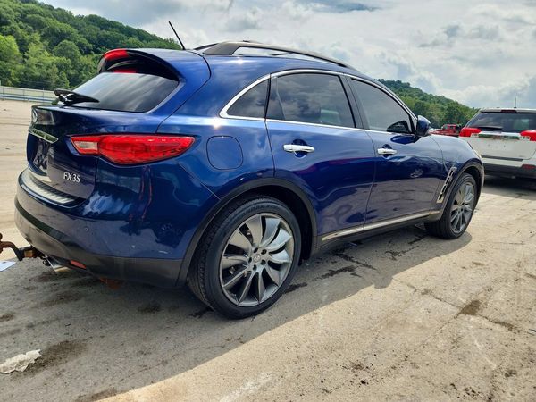 2012 INFINITI FX35