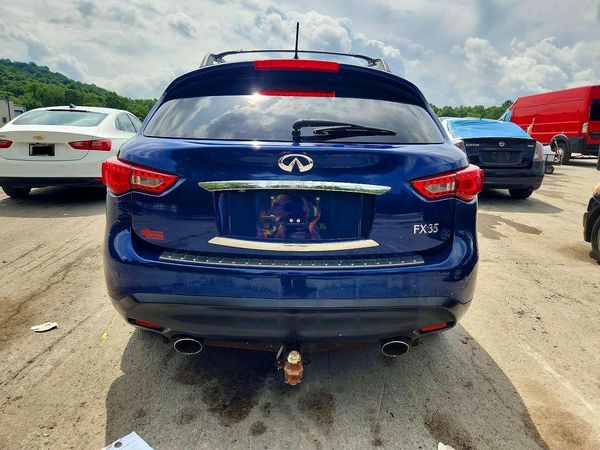 2012 INFINITI FX35