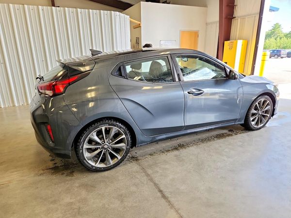 2019 HYUNDAI VELOSTER 2.0L and 2.0L Premium