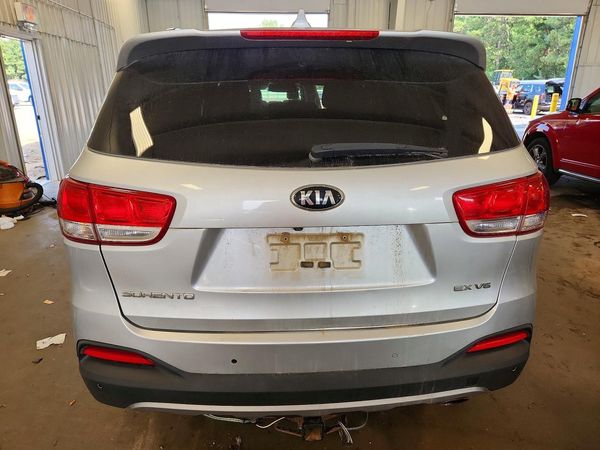 2016 KIA SORENTO