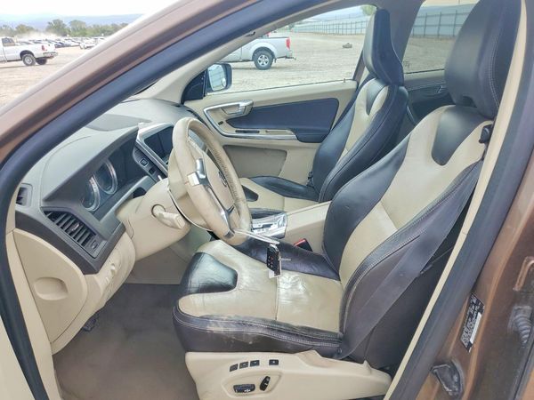 2012 VOLVO XC60
