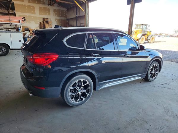 2021 BMW X1 sDrive28i