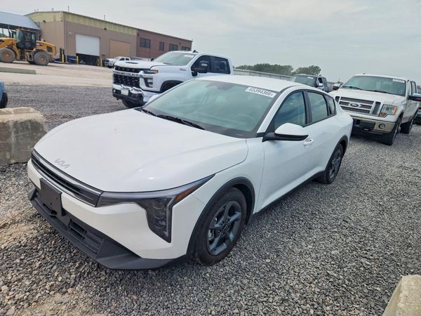 2026 KIA K4 LX, LXS