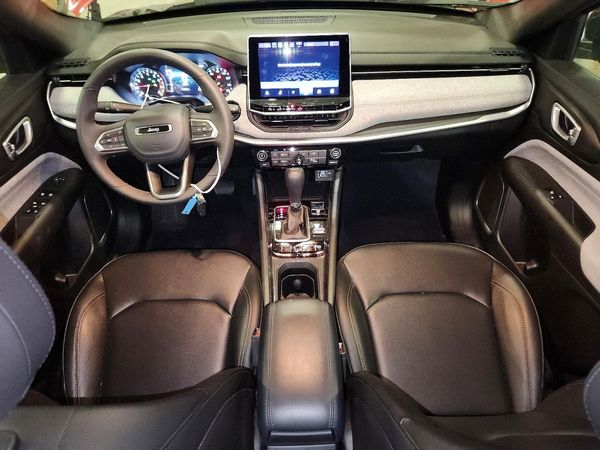 2024 JEEP COMPASS