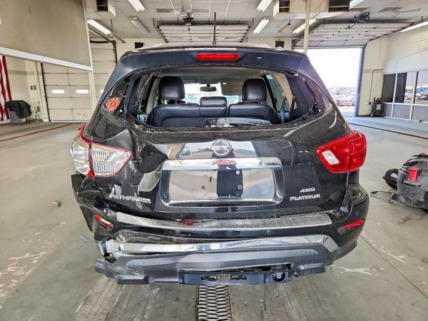 2018 NISSAN PATHFINDER