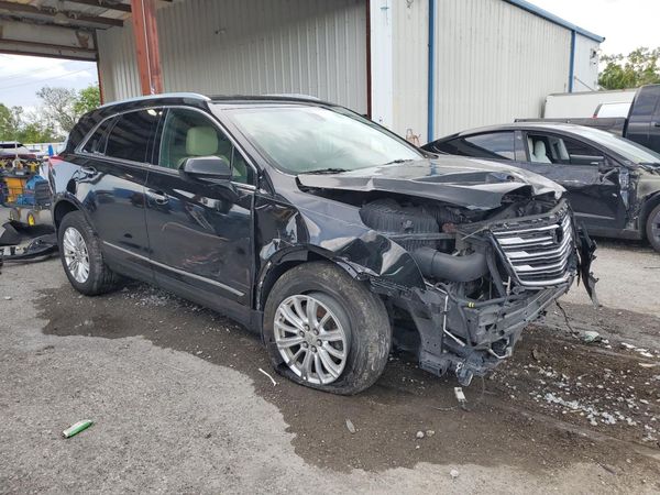 2018 CADILLAC XT5
