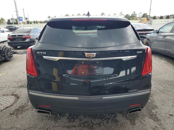 2018 CADILLAC XT5