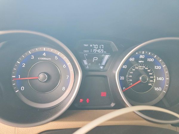 2012 HYUNDAI ELANTRA GLS(Middle grade)