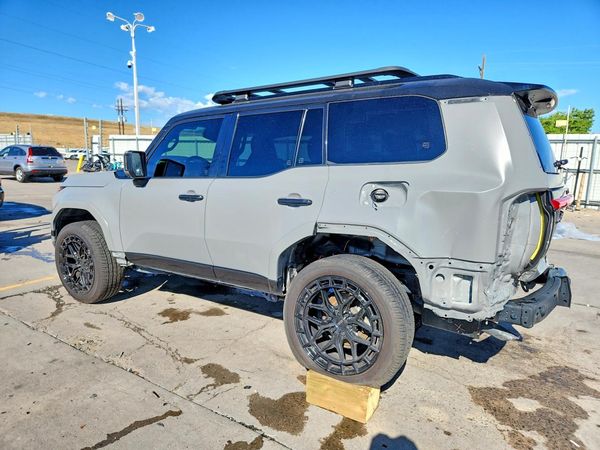 2024 LEXUS GX 550