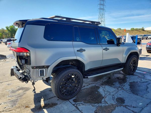 2024 LEXUS GX 550