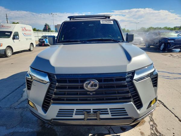 2024 LEXUS GX 550