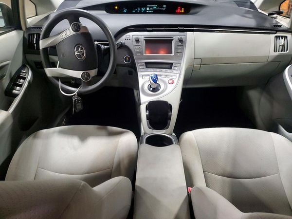 2012 TOYOTA PRIUS