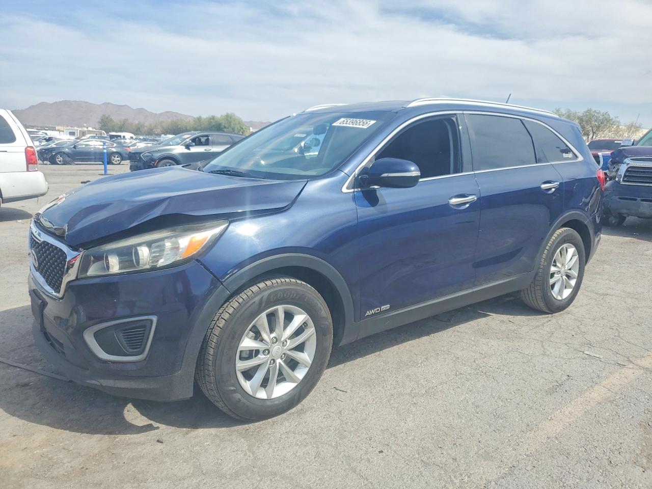 2016 KIA SORENTO L / LX