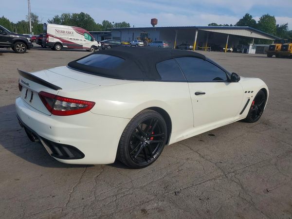 2015 MASERATI GRANTURSMO