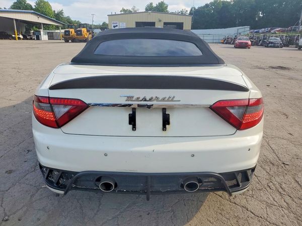 2015 MASERATI GRANTURSMO