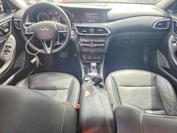 2018 INFINITI QX30