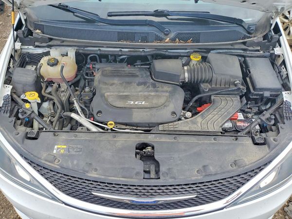 2019 CHRYSLER PACIFICA Touring L