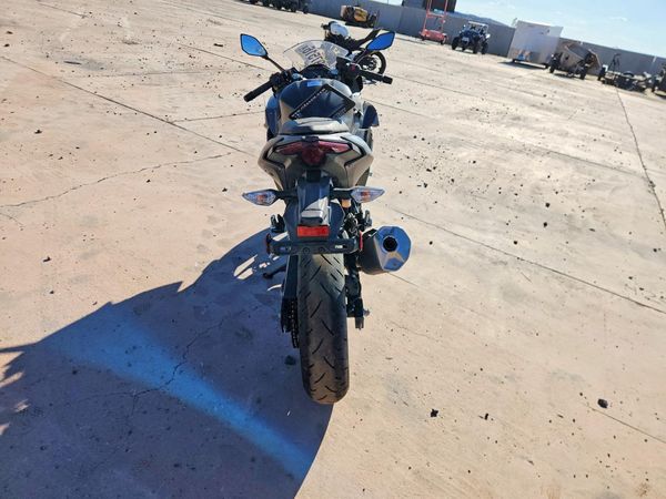 2026 KAWASAKI EX500