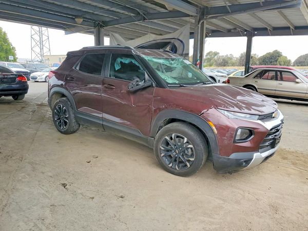 2023 CHEVROLET TRAILBLAZE LT — Passenger 3/4