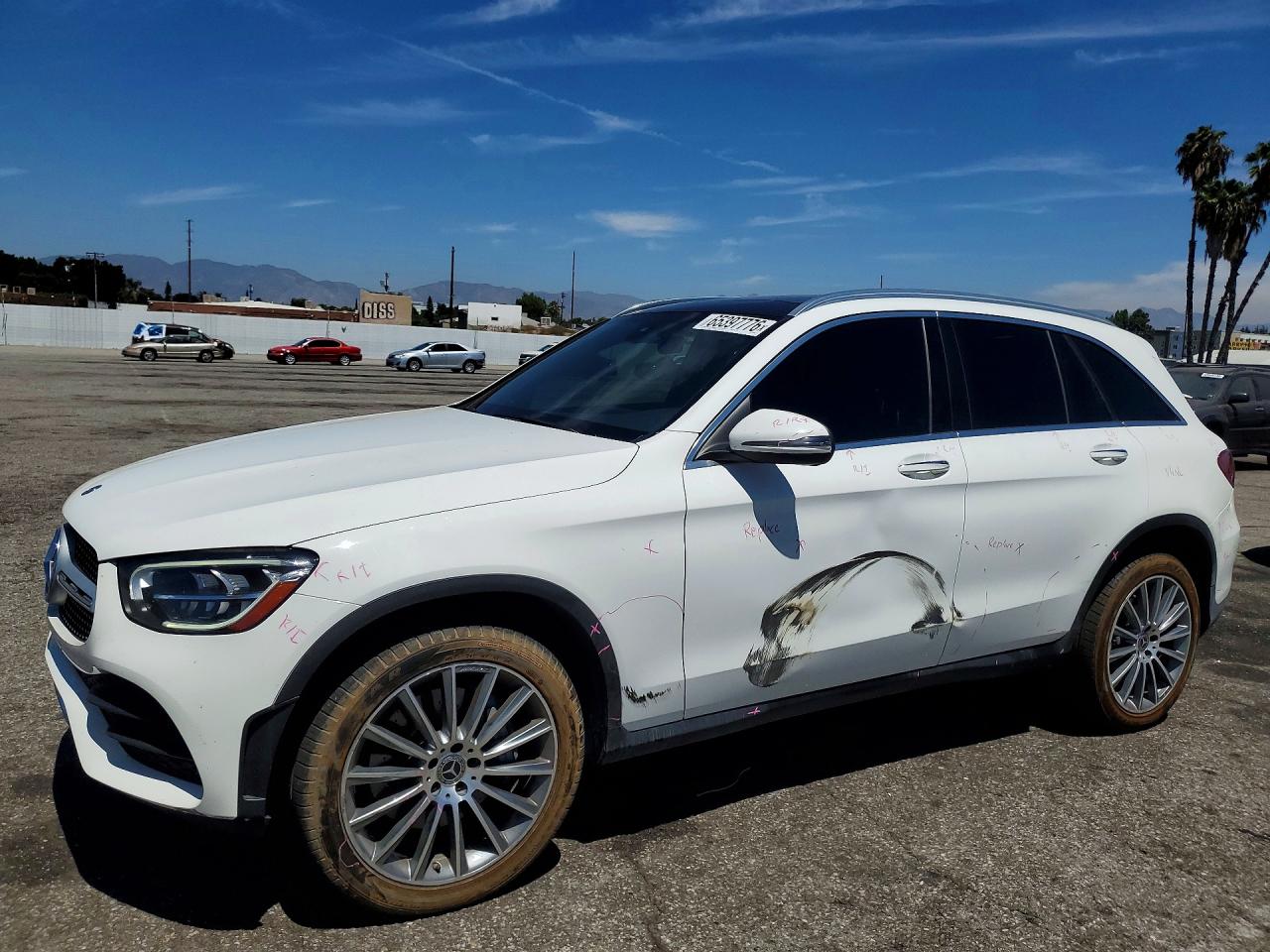 2020 MERCEDES-BENZ GLC