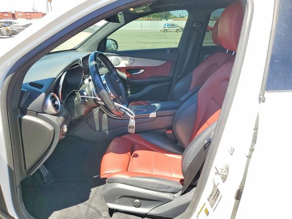 2020 MERCEDES-BENZ GLC