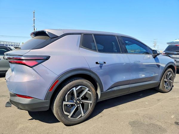 2025 CHEVROLET EQUINOX