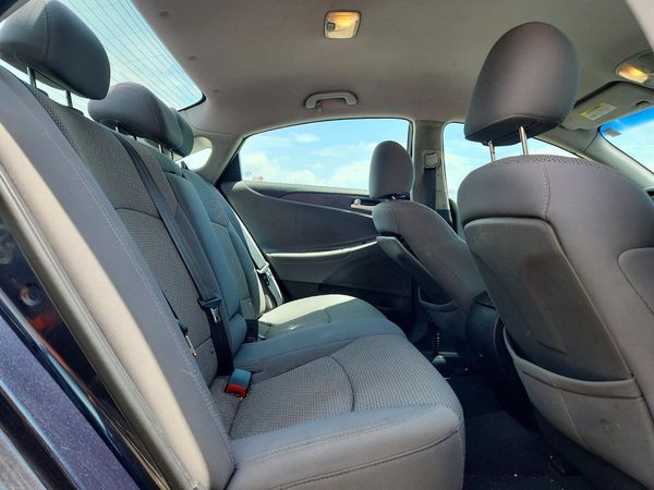 2012 HYUNDAI SONATA Middle-low level