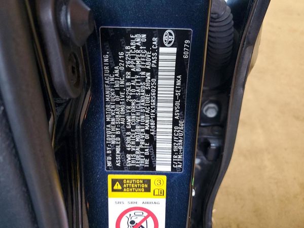 2016 TOYOTA CAMRY