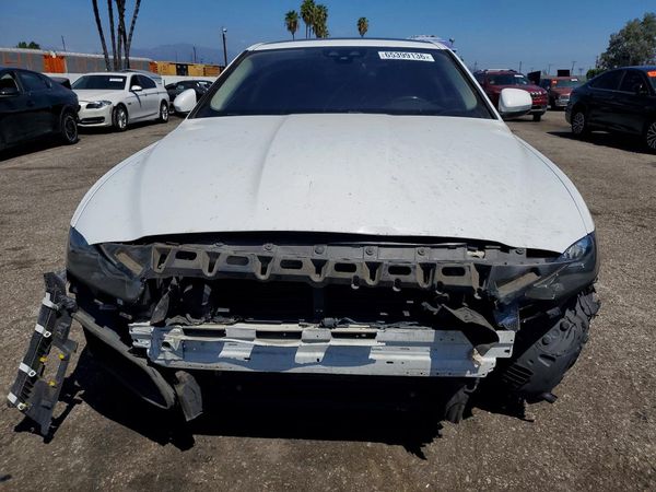 2018 JAGUAR XE