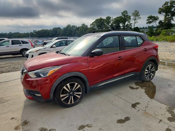 2018 NISSAN KICKS