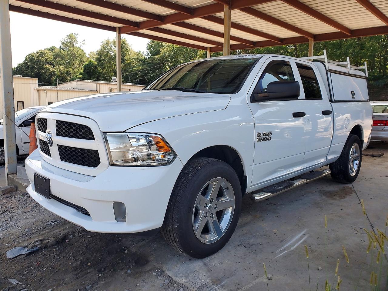 2016 RAM 1500 ST
