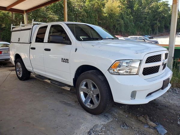2016 RAM 1500 ST