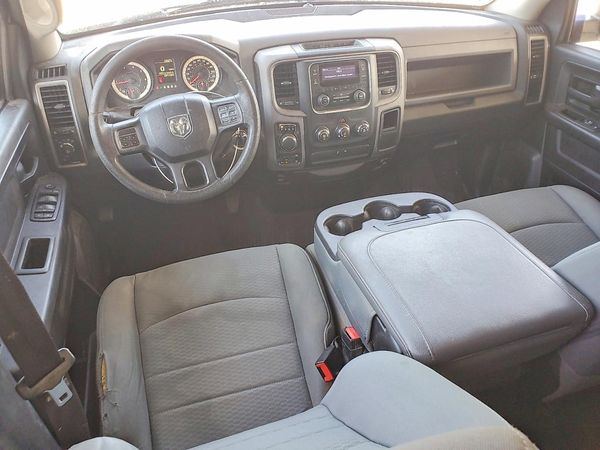 2016 RAM 1500 ST