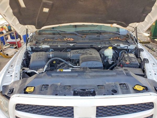 2016 RAM 1500 ST