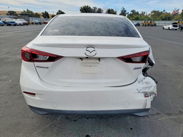 2015 MAZDA 3 Touring/GS