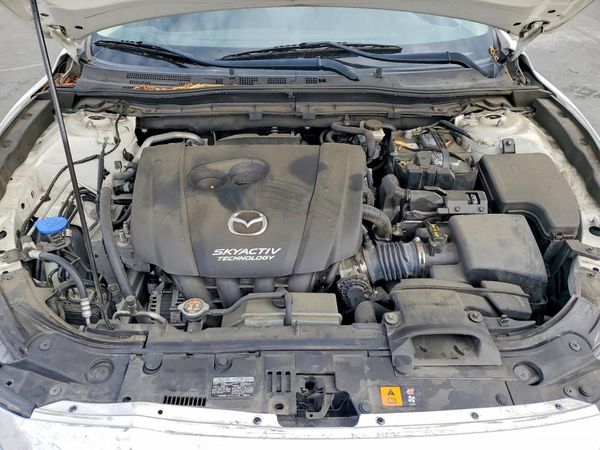 2015 MAZDA 3 Touring/GS