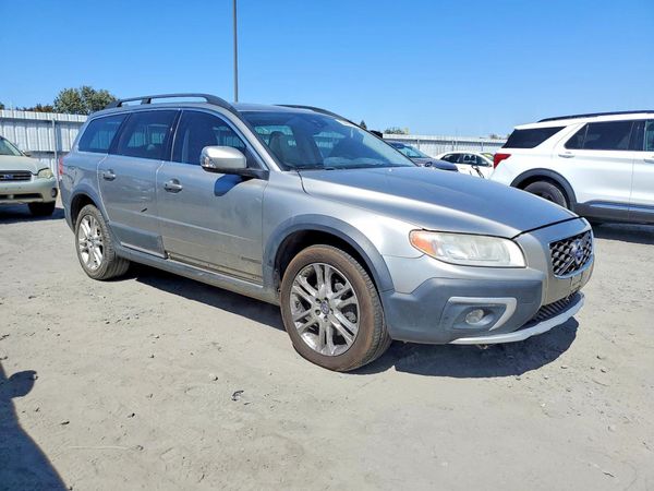 2016 VOLVO XC70 SV33 Premier