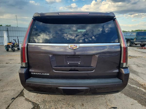 2016 CADILLAC ESCALADE