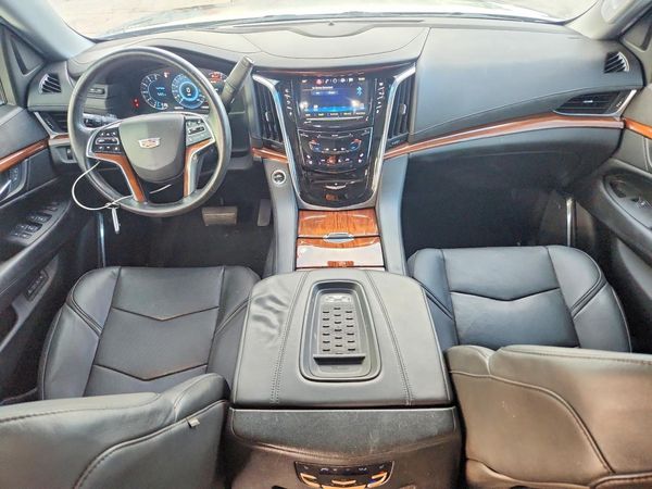 2016 CADILLAC ESCALADE