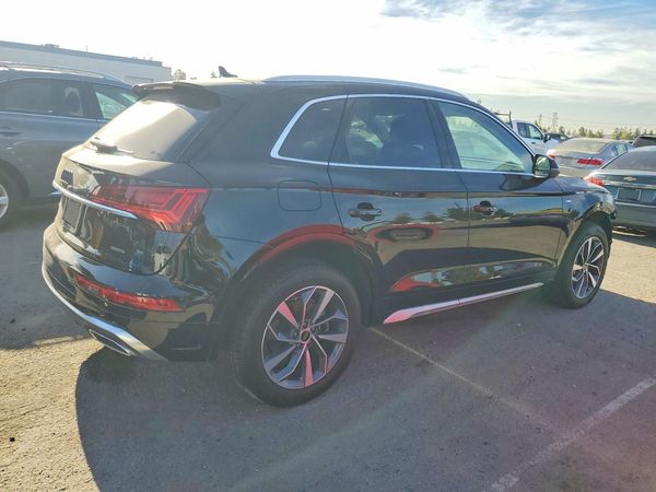 2023 AUDI Q5 40 PREMIUM QUATTR S Line quattro Premium