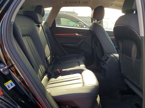 2023 AUDI Q5 40 PREMIUM QUATTR S Line quattro Premium