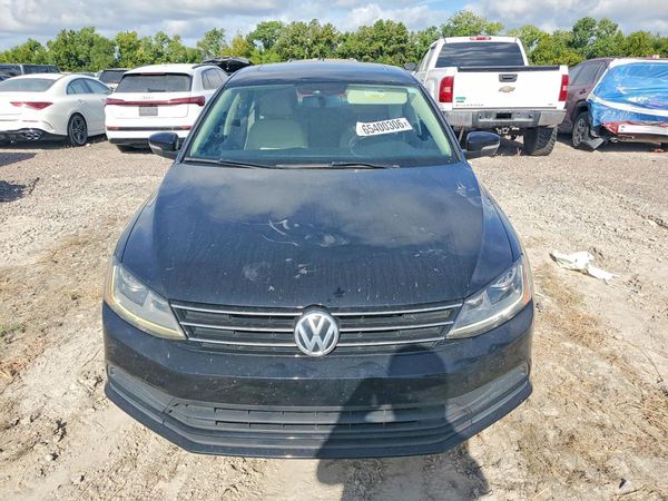 2017 VOLKSWAGEN JETTA SE