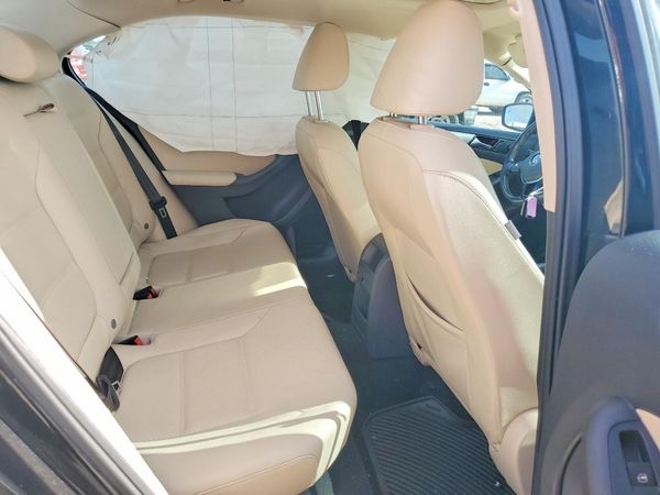 2017 VOLKSWAGEN JETTA SE