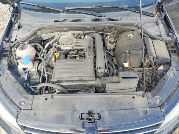 2017 VOLKSWAGEN JETTA SE