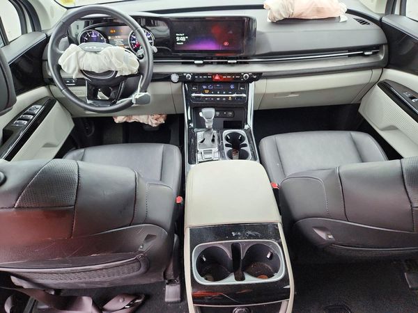 2024 KIA CARNIVAL EX