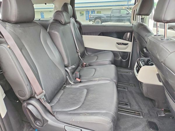 2024 KIA CARNIVAL EX