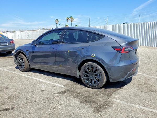2022 TESLA MODEL Y