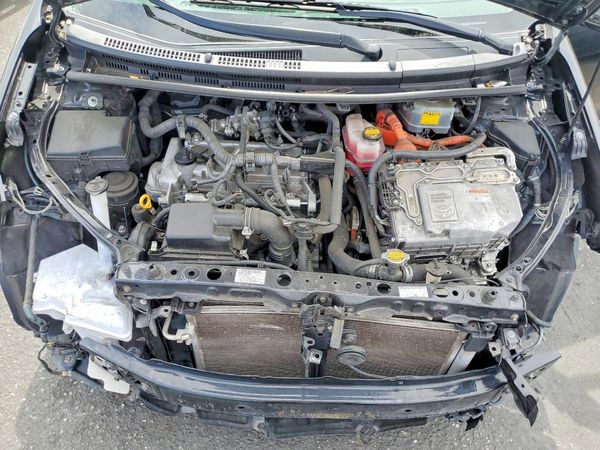 2013 TOYOTA PRIUS — Engine bay